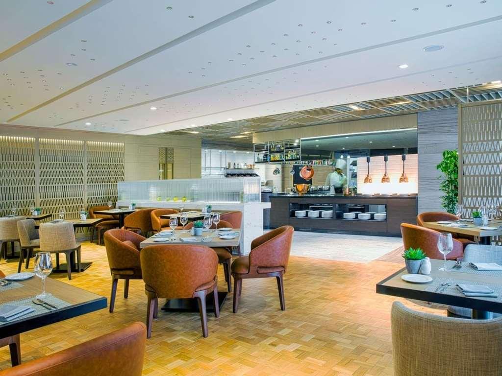 Grayton Hotel By Blazon Hotels Dubai Restaurant photo